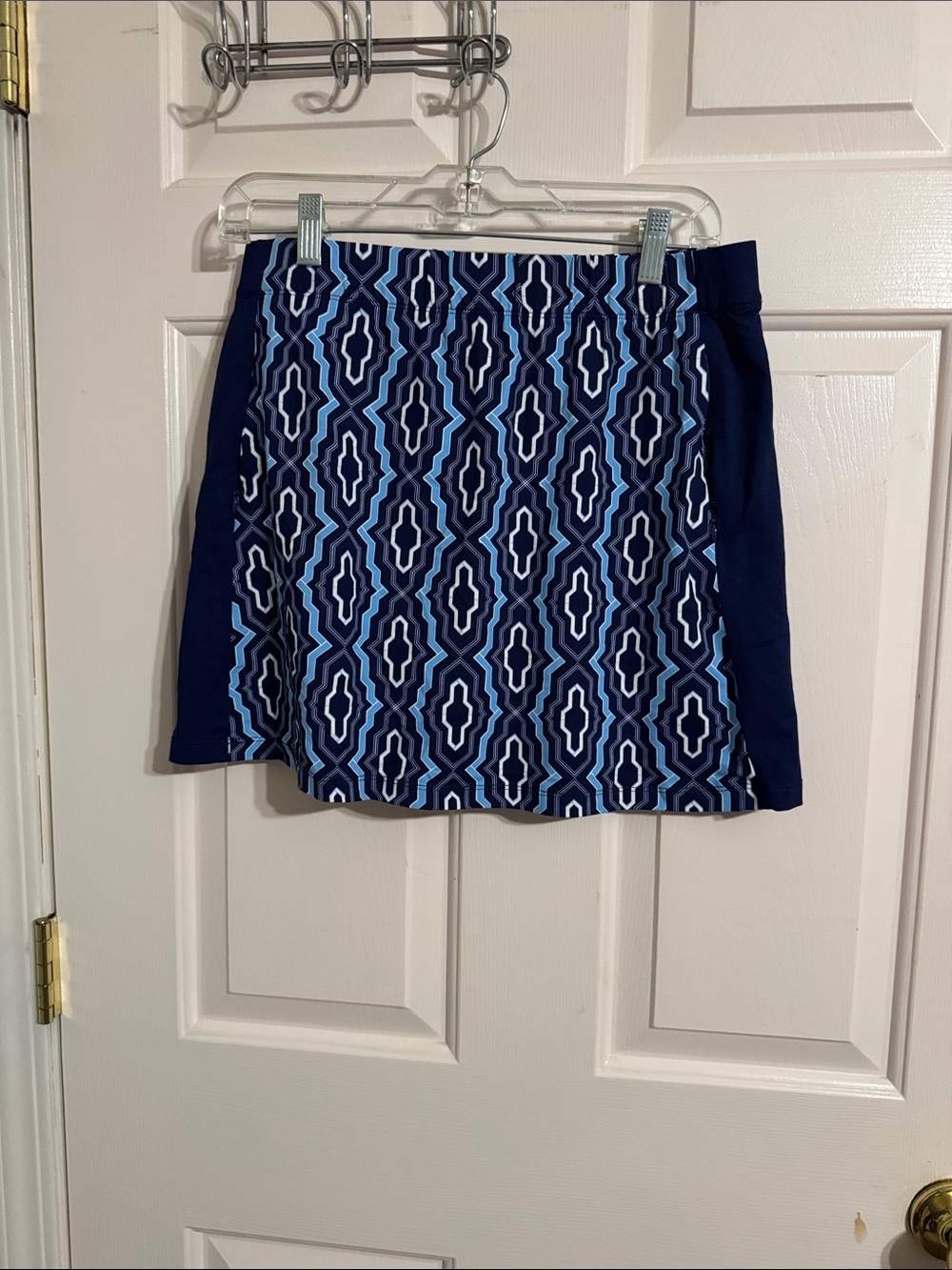 J. McLaughlin Navy and Light Blue Geometric Sport Skirt.
